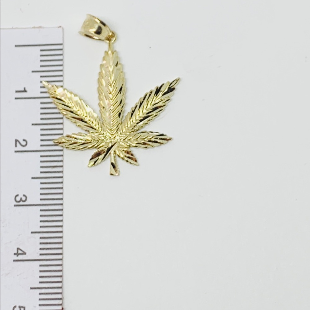 SOLD 10k Solid Gold Cannabis Leaf Pendant - Picture 4 of 6